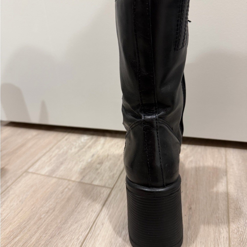 Steve Madden Fantsie Platform Boots 8 - Picture 4 of 8